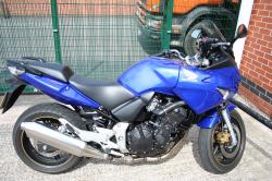 HONDA CBF 600 blue