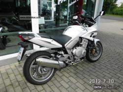 HONDA CBF1000 white