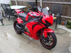 HONDA CBR1000RR red