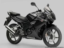 HONDA CBR125R brown