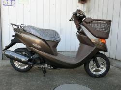 HONDA DIO brown