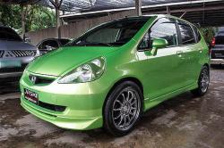 HONDA FIT green