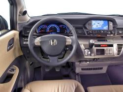 HONDA FR-V interior