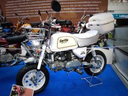 HONDA GORILLA white