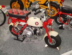 HONDA MONKEY 50 engine