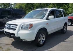 HONDA PILOT 4X4 white