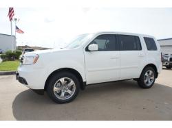 HONDA PILOT white