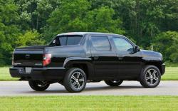 HONDA RIDGELINE brown