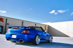 HONDA S 2000 blue