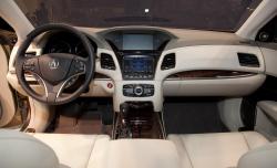 HONDA SH interior