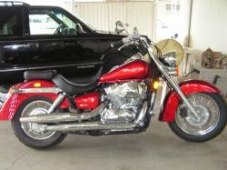 HONDA SHADOW red