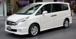 HONDA STEPWGN white