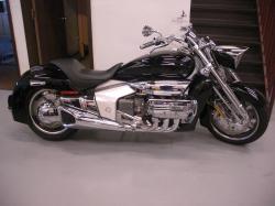 HONDA VALKYRIE RUNE engine