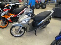 HONDA VISION 110 silver