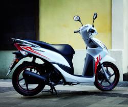 HONDA VISION white