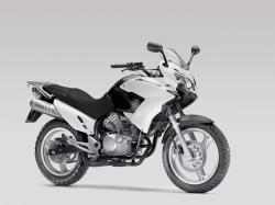 HONDA XL 125 white