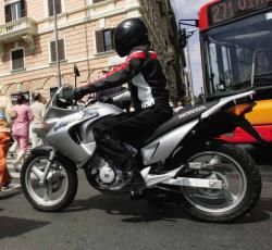 HONDA XL125V VARADERO white