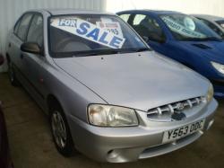 HYUNDAI ACCENT 1.3 interior