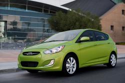 HYUNDAI ACCENT green