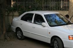 HYUNDAI ACCENT white