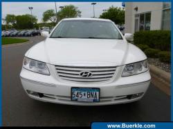 HYUNDAI AZERA white