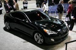 HYUNDAI GENESIS 2.0T black