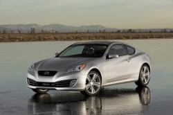 HYUNDAI GENESIS COUPE silver