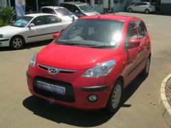 HYUNDAI I20 1.2 red