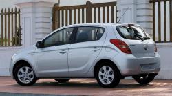 HYUNDAI I20 silver