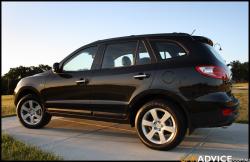 HYUNDAI SANTE FE black