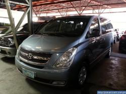 HYUNDAI STAREX blue