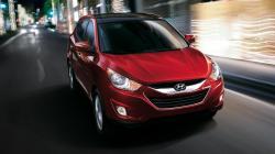 HYUNDAI TUCSON red