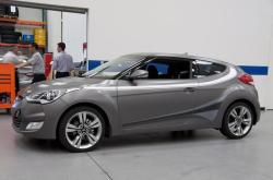 HYUNDAI VELOSTER black