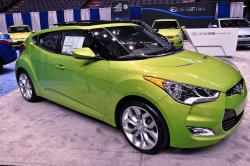 HYUNDAI VELOSTER green