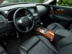 INFINITI FX 30D interior