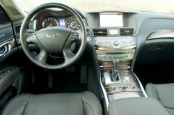 INFINITI M 37 silver