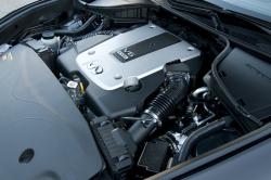 INFINITI M engine