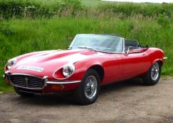 JAGUAR E-TYPE red