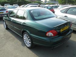 JAGUAR X-TYPE 2.0 D interior