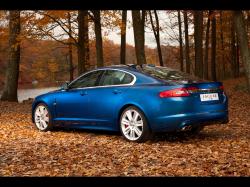 JAGUAR XF 10 blue