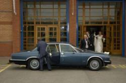 JAGUAR XJ 4.2 blue