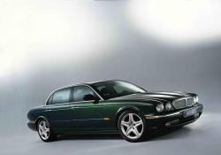 JAGUAR XJ green