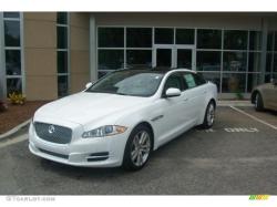 JAGUAR XJ white