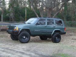 JEEP CHEROKEE green