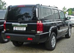 JEEP COMMANDER 3.0 CRD interior