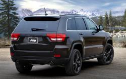 JEEP GRAND CHEROKEE black