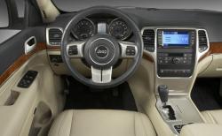 JEEP GRAND CHEROKEE interior