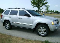 JEEP GRAND CHEROKEE silver