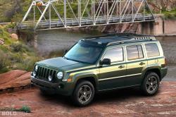 JEEP PATRIOT green