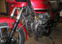 KAWASAKI 1100 red